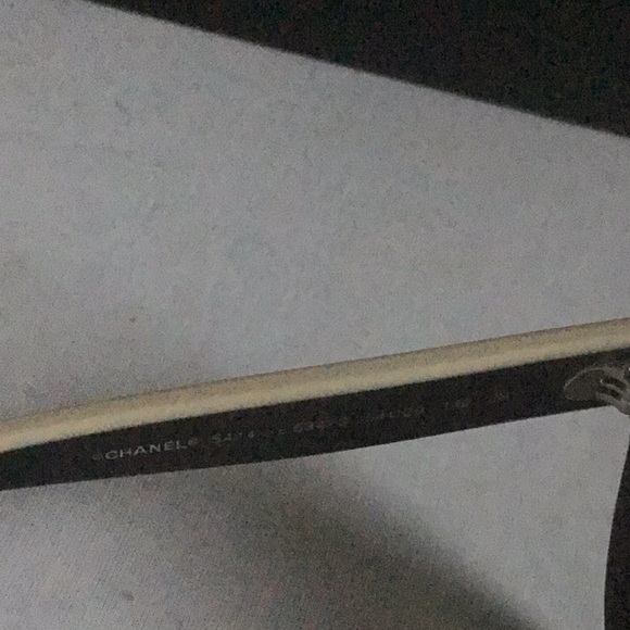 CHANEL SUNGLASSES LADIES. - Picture 3 of 6